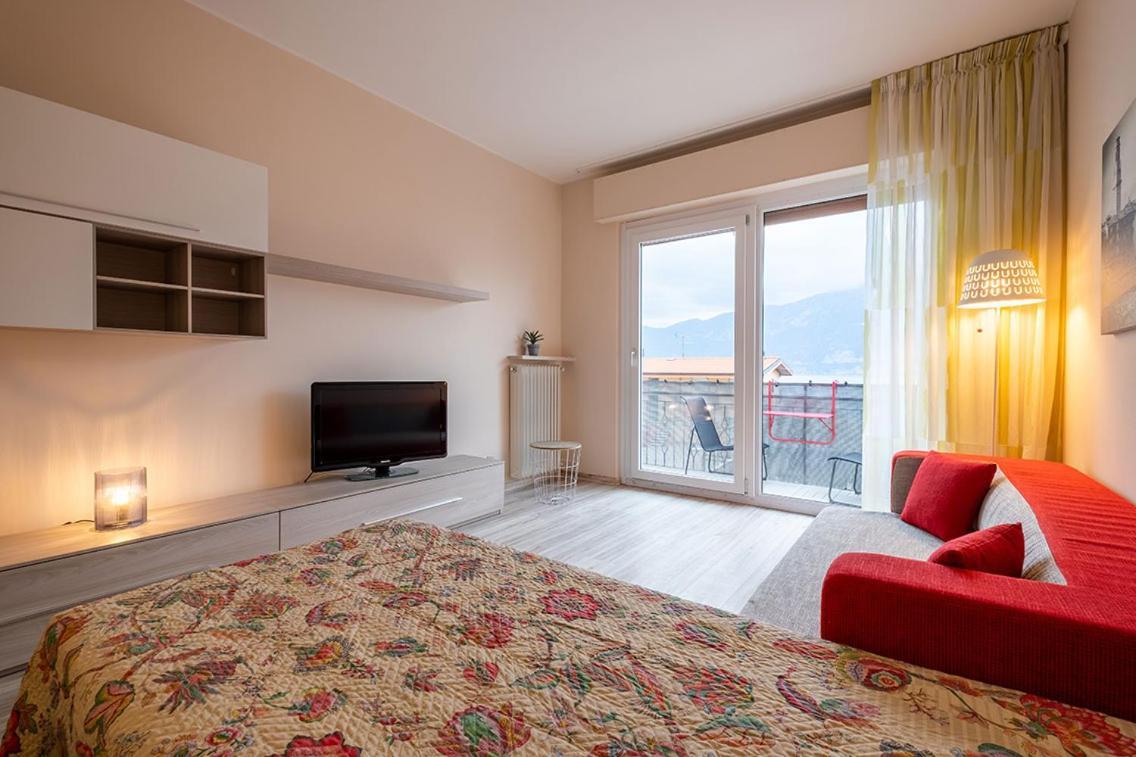 Lake View With Aircon - 5 Minutes From The Beach! Бренцоне сул Гарда Екстериор снимка